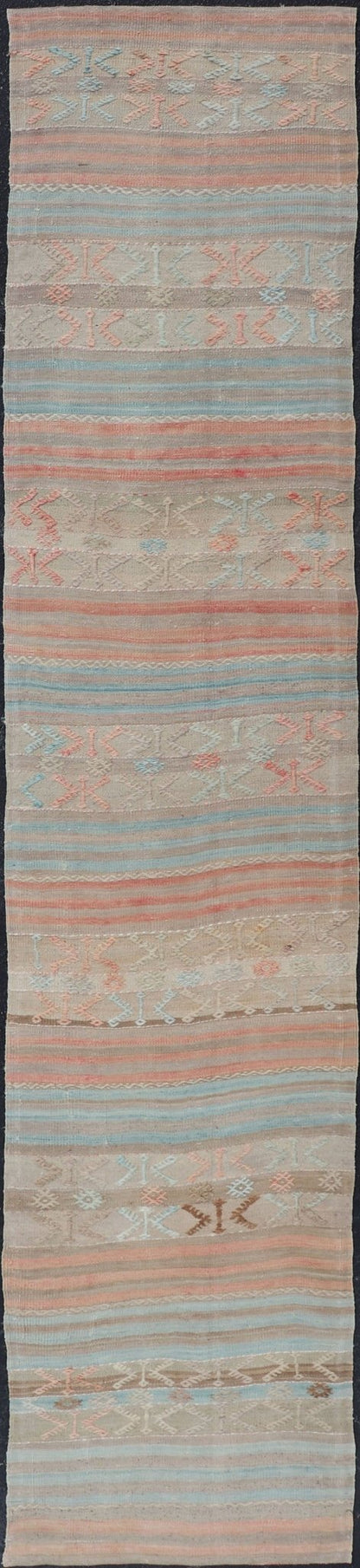 Geometric Stripe Vintage Turkish Kilim Flat - Weave Runner in Tan and Coral Color Turkish Kilim vintage carpet in blue - grey, soft coral, and cream. Keivan Woven Arts / rug EN - 179854, country of origin / type: Turkey / Kilim, circa 1950 ... - Keivan Woven ArtsEN - 179854 - 17658Rug