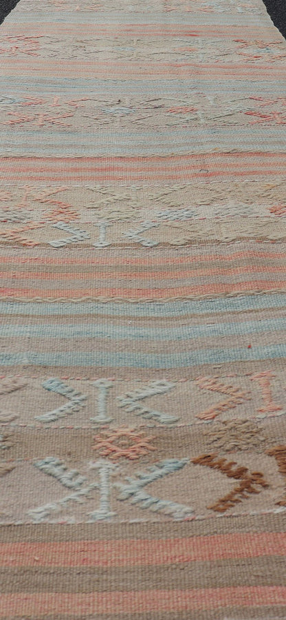 Geometric Stripe Vintage Turkish Kilim Flat - Weave Runner in Tan and Coral Color Turkish Kilim vintage carpet in blue - grey, soft coral, and cream. Keivan Woven Arts / rug EN - 179854, country of origin / type: Turkey / Kilim, circa 1950 ... - Keivan Woven ArtsEN - 179854 - 17658Rug