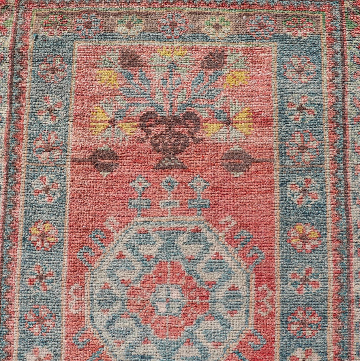 Vintage Hand Knotted Oushak Turkish Runner with Geometric Medallion Design Vintage Oushak runner from Turkey with Medallion design in various blue, soft red, brown, yellow and tan tones, Keivan Woven Arts / rug EN - 179957, country of origin / typ... - Keivan Woven ArtsEN - 179957 - 17682Rug