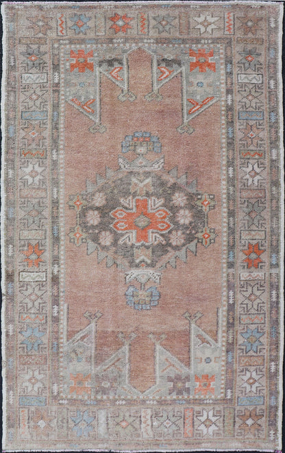 Medallion Design Vintage Turkish Oushak Rug with Salmon and Pops Of Orange Beautiful Turkish rug with cheerful design, Keivan Woven Arts / rug EN - 2338, country of origin / type: Turkey / Oushak, circa 1940 This vintage Turkish Oushak rug... - Keivan Woven ArtsEN - 2338 - 14180Rug