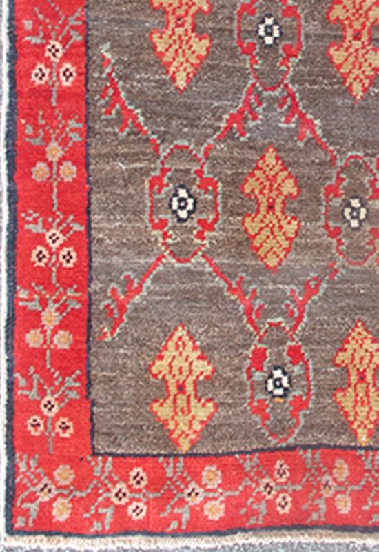 Vintage Turkish Tulu Rug with a Modern Design in Gray Background & Red Border. Vintage Turkish Tulu rug with a modern design in charcoal background All - over design vintage Turkish modern rug EN - 306, country of origin / type: Turkey / Oushak, cir... - Keivan Woven ArtsEN - 306 - 4390Rug
