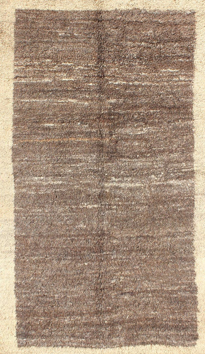 Modern & Minimalist Design Turkish Vintage Tulu Rug in Light Taupe and Brown. Vintage Tulu Turkish rug in Minimalist design and modern design with solid brown field rug EN - 3301. Keivan Woven Arts / country of origin / type: Turkey / Tulu, circa ... - Keivan Woven ArtsEN - 3301 - 5478Rug