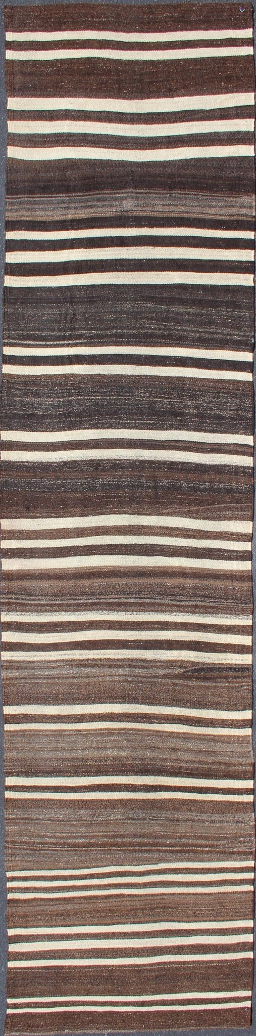 Modern Kilim Flat - Weave Runner with Brown and Ivory Stripes Vintage Kilim runner from Turkey with minimalist stripes in brown and ivory. Keivan Woven Arts / rug EN - 39 - 1, country of origin / type: Turkey / Kilim, circa 1950. This modern - de... - Keivan Woven ArtsEN - 39 - 1 - 11356