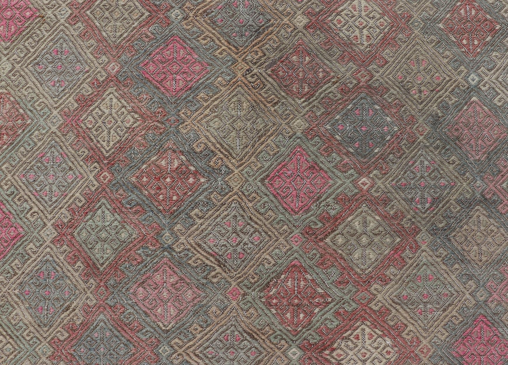 nan - Keivan Woven ArtsEN - 41417 - 25847Rug