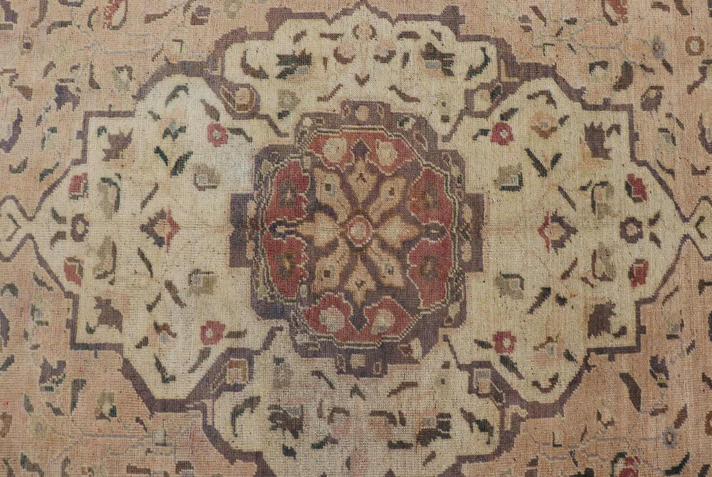 Turkish Oushak Rug Vintage with Layered Medallion in Ivory, Red, Blue and Olive, rug en - 421, country of origin / type: Turkey / Oushak, circa mid - 20th century This vintage Turkish Oushak rug (circa mid - 20th century) features a unique blend of co... - Keivan Woven ArtsEN - 421 - 4824Rug