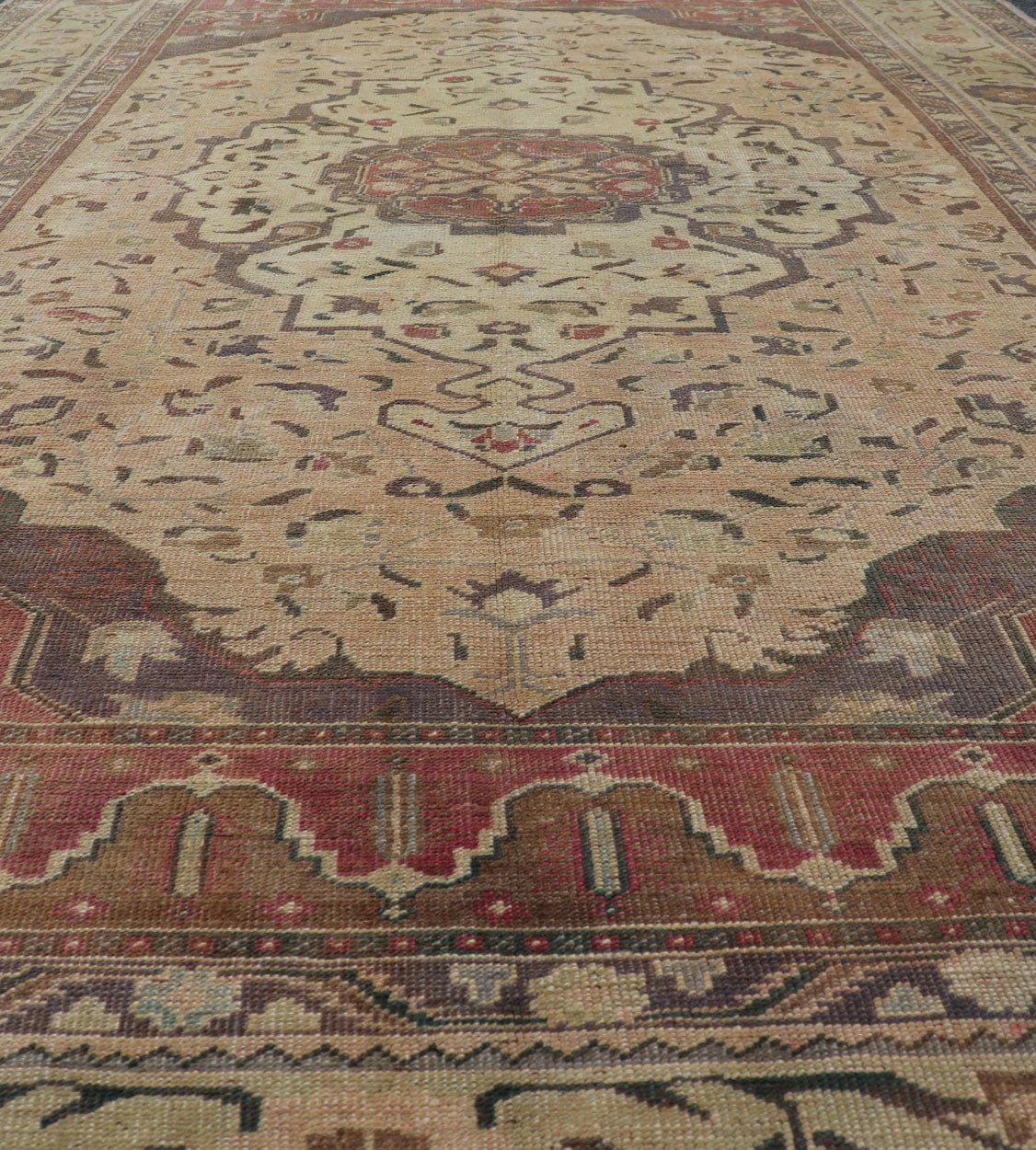 Turkish Oushak Rug Vintage with Layered Medallion in Ivory, Red, Blue and Olive, rug en - 421, country of origin / type: Turkey / Oushak, circa mid - 20th century This vintage Turkish Oushak rug (circa mid - 20th century) features a unique blend of co... - Keivan Woven ArtsEN - 421 - 4824Rug