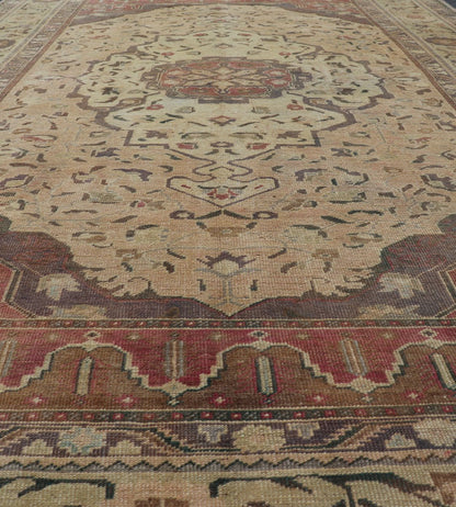 Turkish Oushak Rug Vintage with Layered Medallion in Ivory, Red, Blue and Olive, rug en - 421, country of origin / type: Turkey / Oushak, circa mid - 20th century This vintage Turkish Oushak rug (circa mid - 20th century) features a unique blend of co... - Keivan Woven ArtsEN - 421 - 4824Rug