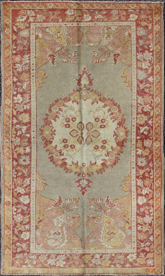 Turkish Oushak vintage rug with floral medallion design in red and light blue, rug en - 461, country of origin / type: Turkey / Oushak, circa mid - 20th century This vintage Turkish Oushak carpet (circa mid - 20th century) features a central medallion... - Keivan Woven ArtsEN - 461 - 9282Rug