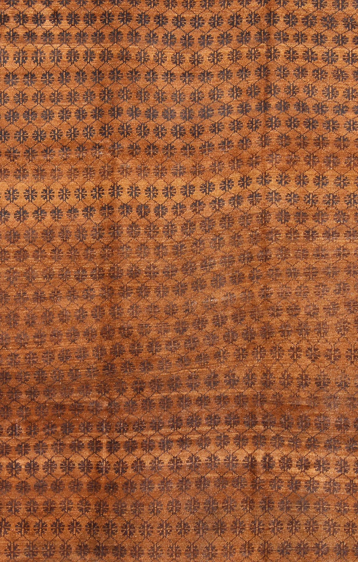 Vintage Turkish Kars rug with modern Latticework pattern in shades of brown, Keivan Woven Arts / rug EN - 480, country of origin / type: Turkey / Oushak, circa mid - 20th century. Set on a brown field with an all - over modern/Mid - Century Modern patte... - Keivan Woven ArtsEN - 480 - 6608Rug