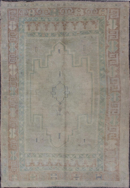 Pale Color Turkish Hand Knotted Oushak Rug With Geometric Motifs in Light Brown, Tan & Green Faded Vintage Turkish Oushak rug with geometric motifs in brown, tan taupe and green, Keivan Woven Arts / rug en - 515, country of origin / type: Turkey /... - Keivan Woven ArtsEN - 515 - 4834Rug