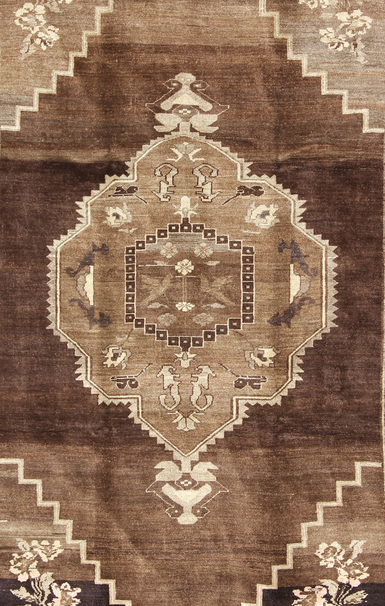 Vintage Brown Turkish Rug with Geometric Design in Various Brown Colors. Keivan Woven Arts / Rug / EN - 550 / Mid - 20th Century / Hand Woven in Turkey. Turkish Kilim. Set on a variation of light and dark brown and gray colors, the pale taupe and l... - Keivan Woven ArtsEN - 550 - 3421Rug
