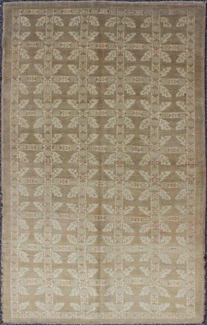 All - Over Ivory Wreath Design Vintage Turkish Oushak Rug, rug en - 603, country of origin / type: Turkey / Oushak, circa mid - 20th century This vintage Turkish Oushak carpet (circa mid - 20th century) features an all - over pattern of small, ivory - color... - Keivan Woven ArtsEN - 603 - 4430Rug