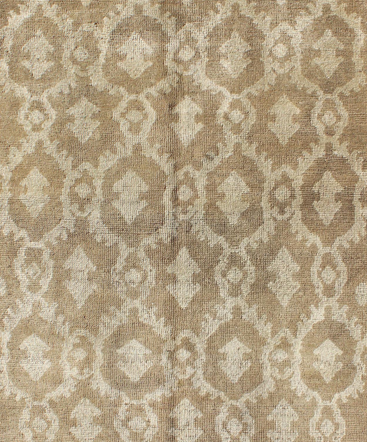 Cross - Latch Squarish Turkish Vintage Oushak Rug in Taupe and Cream kwarugs Cross - latch / latticework Turkish Oushak rug vintage in taupe and cream, rug en - 628, country of origin / type: Turkey / Tulu, circa 1940 Set on a taupe - colored fie... - Keivan Woven ArtsEN - 628 - 4454Rug