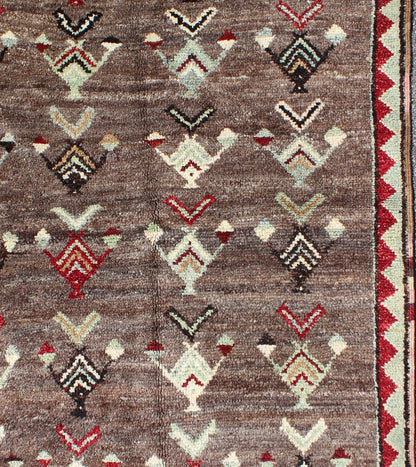 Tribal Arrow Design Tulu Vintage Rug from Turkey in Brown, Red, Mint Green kwarugs Tribal Arrow design Tulu vintage rug from Turkey in brown, red, mint green, rug en - 644, country of origin / type: Turkey / Oushak, circa 1940 This vintage... - Keivan Woven ArtsEN - 644 - 5422Rug