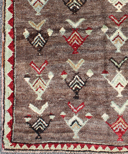 Tribal Arrow Design Tulu Vintage Rug from Turkey in Brown, Red, Mint Green kwarugs Tribal Arrow design Tulu vintage rug from Turkey in brown, red, mint green, rug en - 644, country of origin / type: Turkey / Oushak, circa 1940 This vintage... - Keivan Woven ArtsEN - 644 - 5422Rug