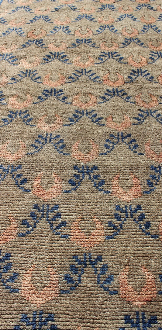 All - Over Vintage Turkish Tulu Rug with Vining Latticework in Tan, Cream, Blue, rug en - 603, country of origin / type: Turkey / Tulu, circa mid - 20th century This vintage Turkish Tulu carpet (circa mid - 20th century) features an all - over pattern of ... - Keivan Woven ArtsEN - 760 - 3441Rug
