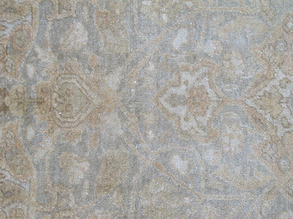 Gray Faded Vintage Fine Turkish Sivas Rug With Floral Motifs and Medallion With a Light Tan Field. Keivan Woven Arts / rug EN - 777, country of origin / type: Turkey / Oushak, circa mid - 20th century. Measures: 5'1 x 7'10. Fine Sivas rugs from weste... - Keivan Woven ArtsEN - 777 - 3856Rug