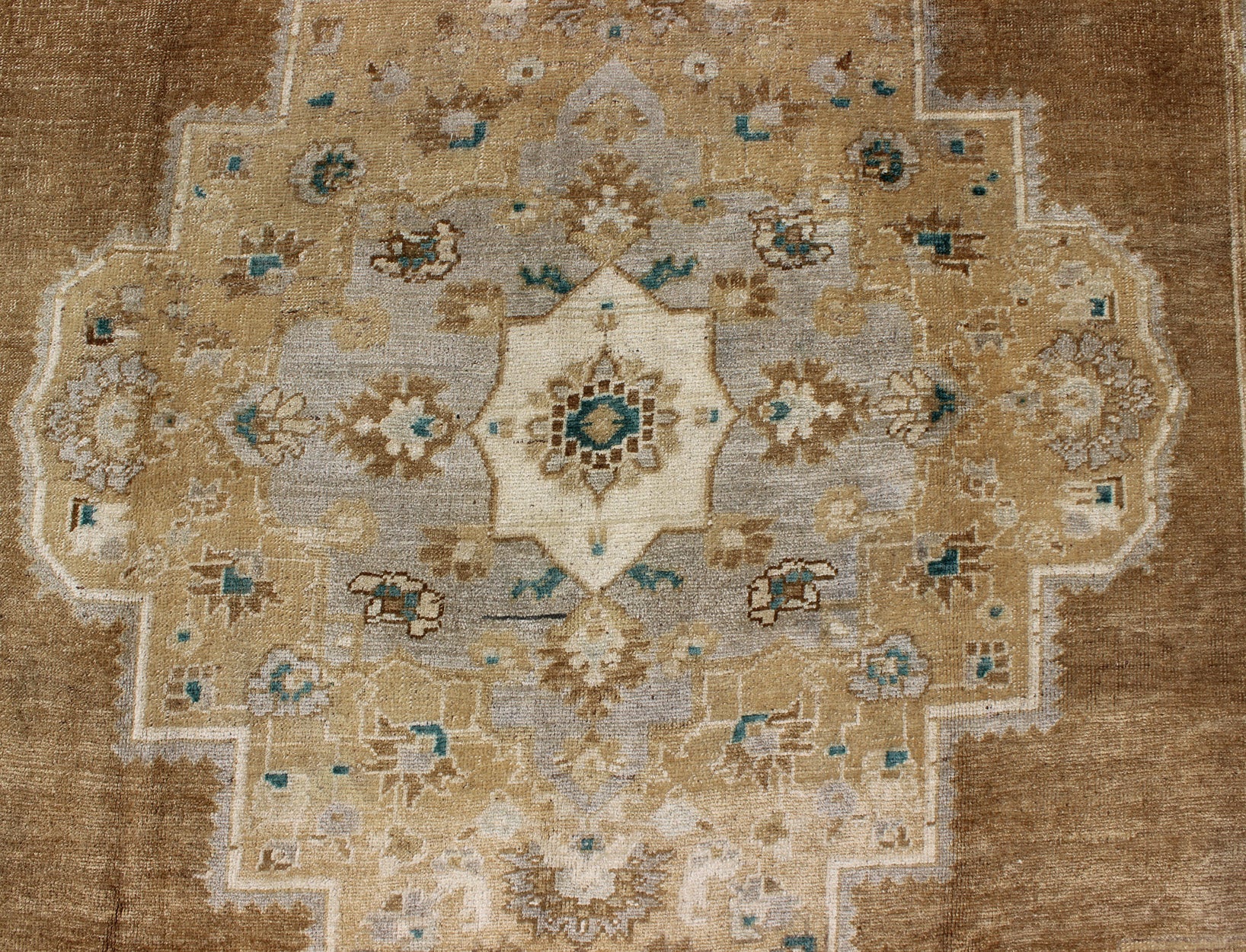Vintage Oushak Turkish Rug in Light Golden Brown, Tan, and Teal - Green Accents. Vintage Oushak Turkish Rug in Light Golden Brown, Tan, and Teal - Green Accents. Keivan Woven Arts / rug /EN - 799, country of origin / type: Turkey / Oushak, circa 1930... - Keivan Woven ArtsEN - 799 - 3850Rug