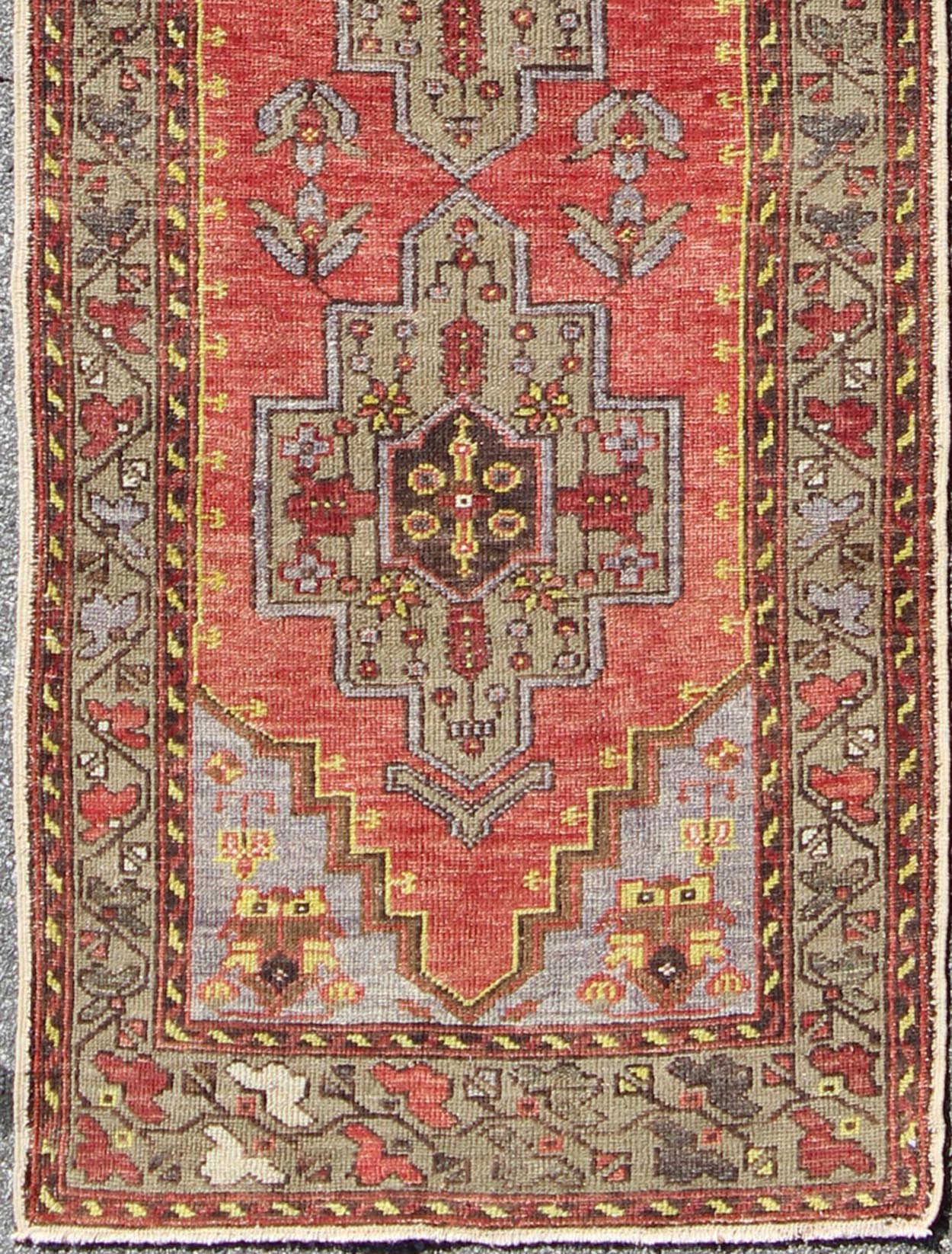 Cross Medallions Vintage Oushak Runner from Turkey in Burnt Orange and Olive, rug en - 973, country of origin / type: Turkey / Oushak, circa 1930 This vintage Turkish Oushak runner (circa 1930) features a unique blend of colors and an intricately ... - Keivan Woven ArtsEN - 973 - 3836Rug