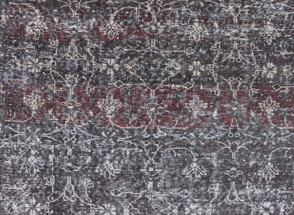 Over Dyed Gallery Oushak with All - Over Floral Design in Charcoal, Cream & Grays Over Dyed In Charcoal, Cream & Grays Gallery Oushak with All - Over Floral Design. Keivan Woven Arts / rug EN - P13612, country of origin / type: Turkey / Oushak, circa ... - Keivan Woven ArtsEN - P13612 - 17862Rug