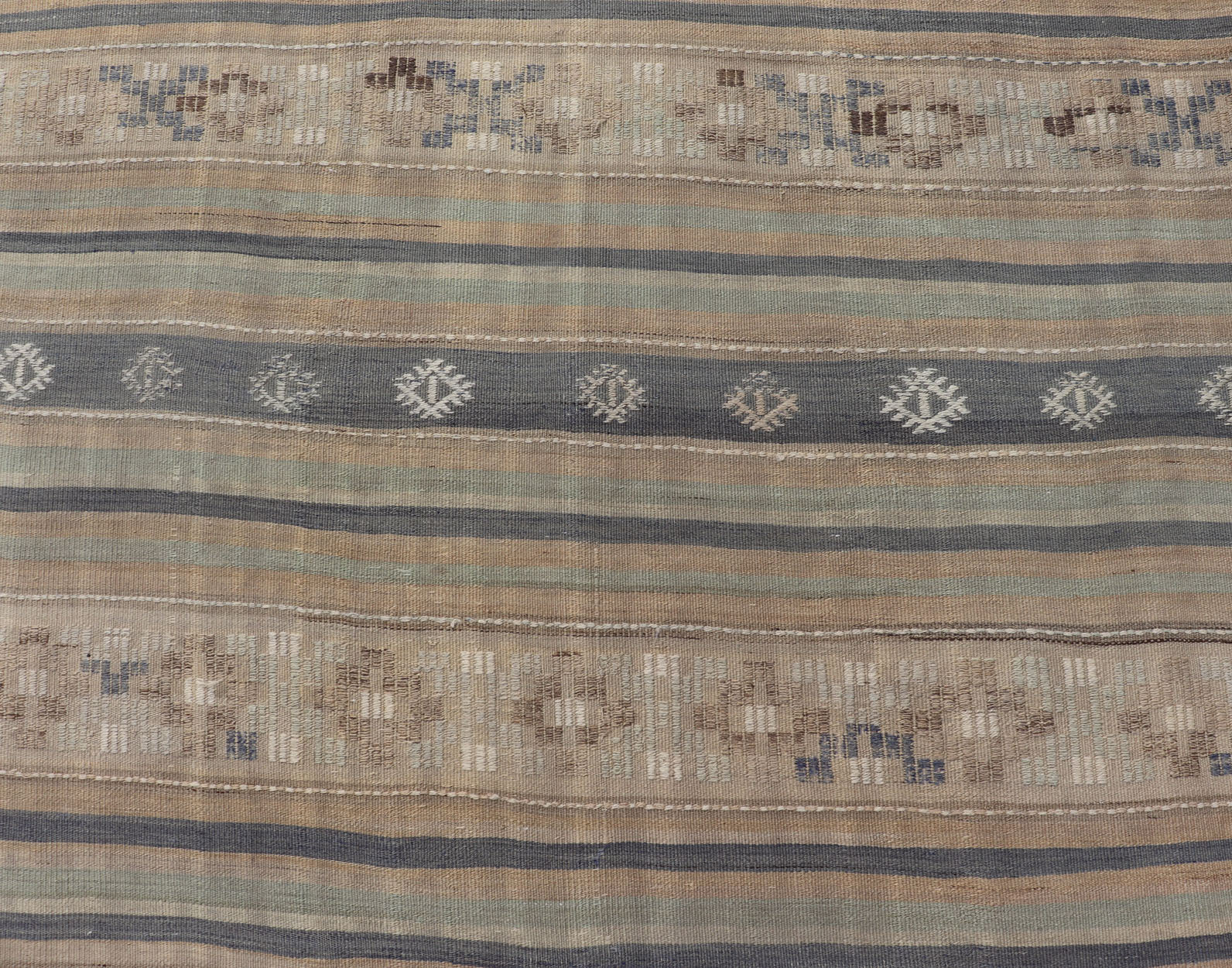 Vintage Hand Woven Turkish Kilim with Stripes in Light Taupe and Neutral Colors Vintage Turkish Kilim Rug, Keivan Woven Arts / rug EN - P13795, country of origin / type: Turkey / Kilim, circa Mid - 20th Century. Vintage Hand Woven Turkish Kil... - Keivan Woven ArtsEN - P13795 - 18000Rug