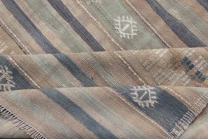 Vintage Hand Woven Turkish Kilim with Stripes in Light Taupe and Neutral Colors Vintage Turkish Kilim Rug, Keivan Woven Arts / rug EN - P13795, country of origin / type: Turkey / Kilim, circa Mid - 20th Century. Vintage Hand Woven Turkish Kil... - Keivan Woven ArtsEN - P13795 - 18000Rug