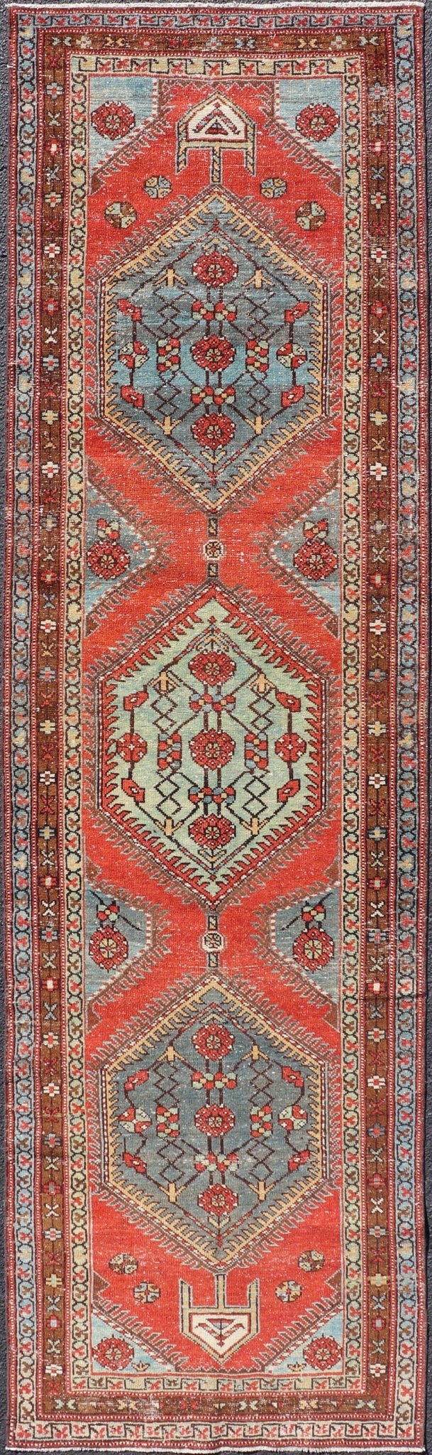 Geometric Medallion Antique Persian Heriz Runner by Keivan Woven Arts Antique distressed Heriz runner, Keivan Woven Arts, rug EN - P13904, country of origin / type: Persian / Heriz, circa Early - 20th Century. Measures: 3'0 x 11'0. - Keivan Woven ArtsEN - P13904 - 18529
