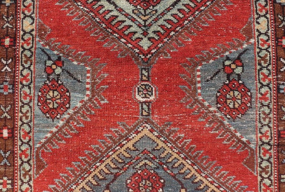 Geometric Medallion Antique Persian Heriz Runner by Keivan Woven Arts Antique distressed Heriz runner, Keivan Woven Arts, rug EN - P13904, country of origin / type: Persian / Heriz, circa Early - 20th Century. Measures: 3'0 x 11'0. - Keivan Woven ArtsEN - P13904 - 18529