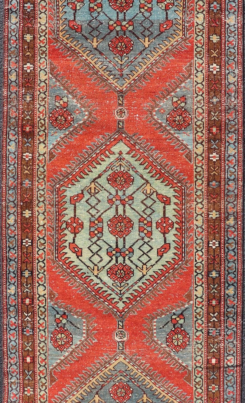 Geometric Medallion Antique Persian Heriz Runner by Keivan Woven Arts Antique distressed Heriz runner, Keivan Woven Arts, rug EN - P13904, country of origin / type: Persian / Heriz, circa Early - 20th Century. Measures: 3'0 x 11'0. - Keivan Woven ArtsEN - P13904 - 18529