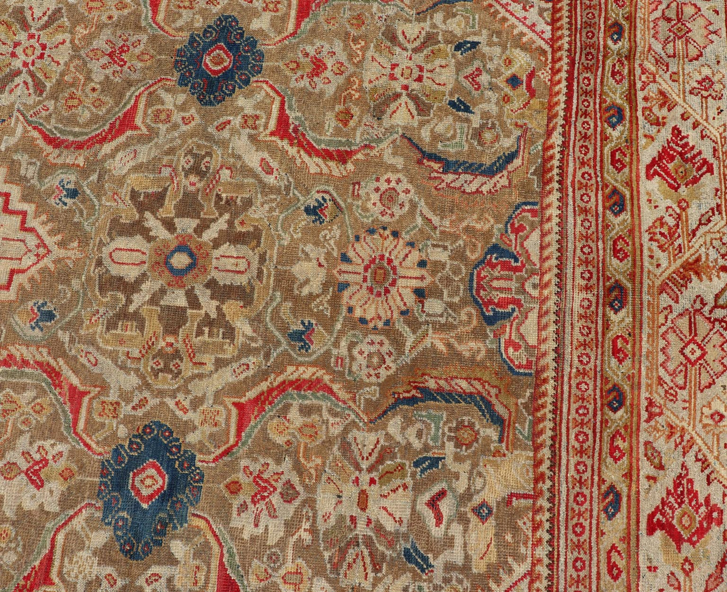 Antique Persian Sultanabad Mahal Carpet with Geometric Design In Green's and Red. Keivan Woven Arts / Rug / F - 0404 country of origin / type: Iran / Sultanabad, circa 1910 This antique Persian Sultanabad - Mahal rug features a unique coloration and a m... - Keivan Woven ArtsF - 0404 - 539Rug