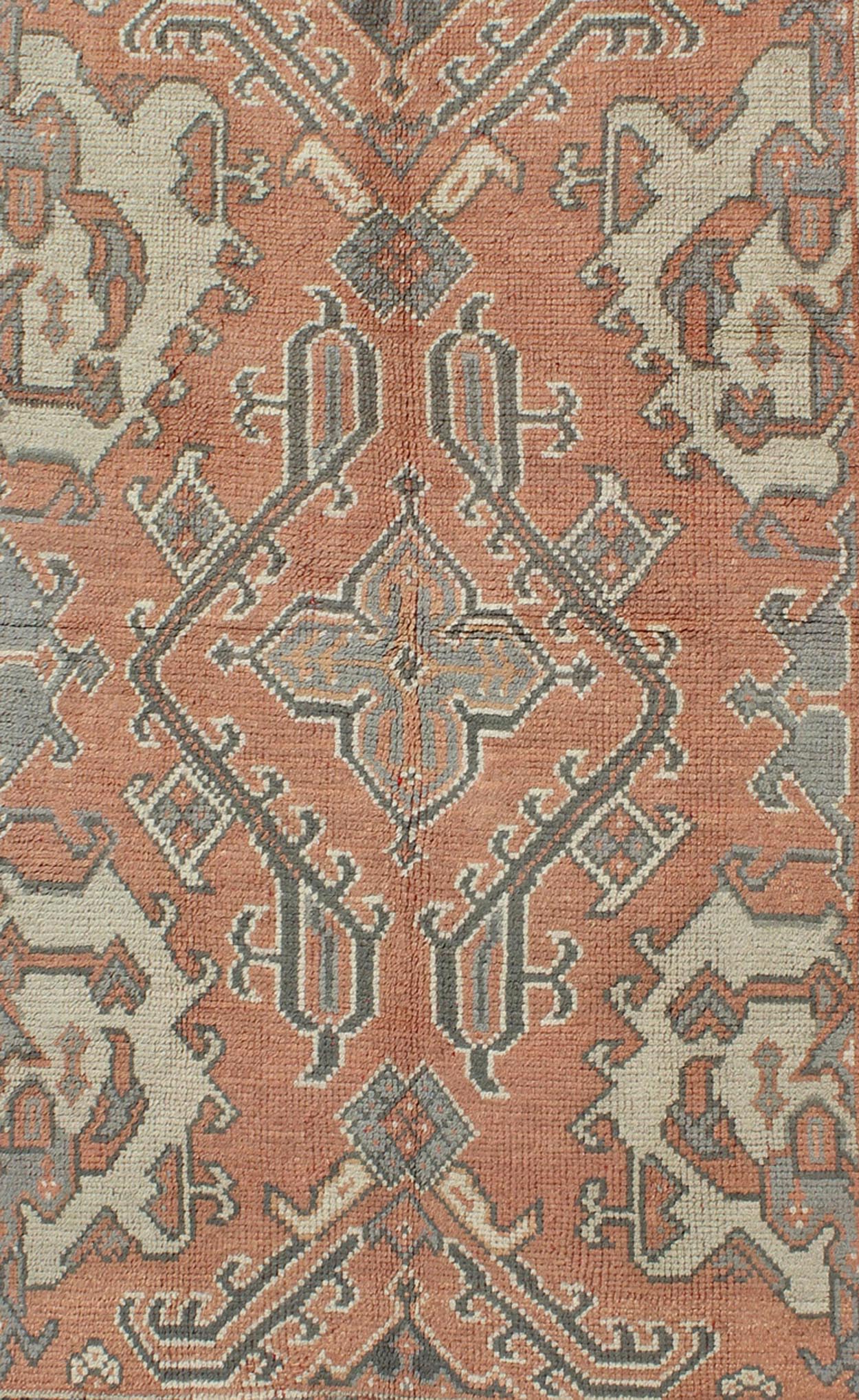 Keivan Woven Arts, F - 0912, Early 20th Century Antique Turkish Oushak Rug. Antique Oushak Rug from Turkey with Central Medallion and Sub - Geometric Elements This antique Turkish Oushak carpet features a central medallion design, as well as pattern... - Keivan Woven ArtsF - 0912 - 1018Rug