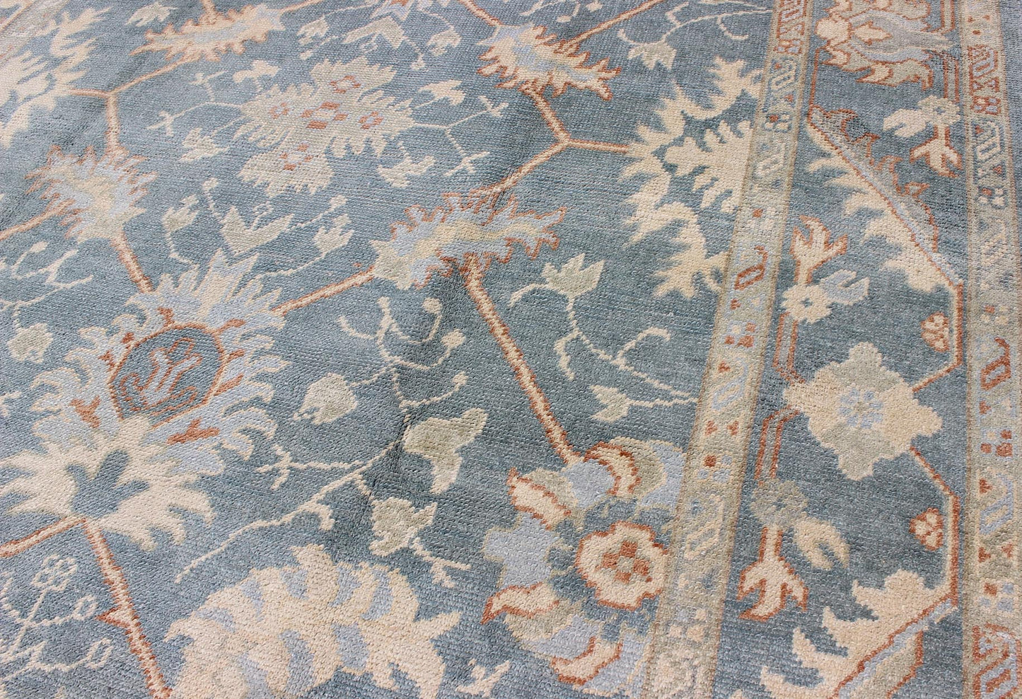 Turkish Oushak Rug with Floral Design in Light Steel - Blue and Coral Accent Turkish Oushak with all over design. Early 21st century / rug/ FIT - 3277 /Keivan Woven Arts Turkish Oushak rug with floral design in light steel blue and coral acc... - Keivan Woven ArtsFIY - 3277 - 5706Rug