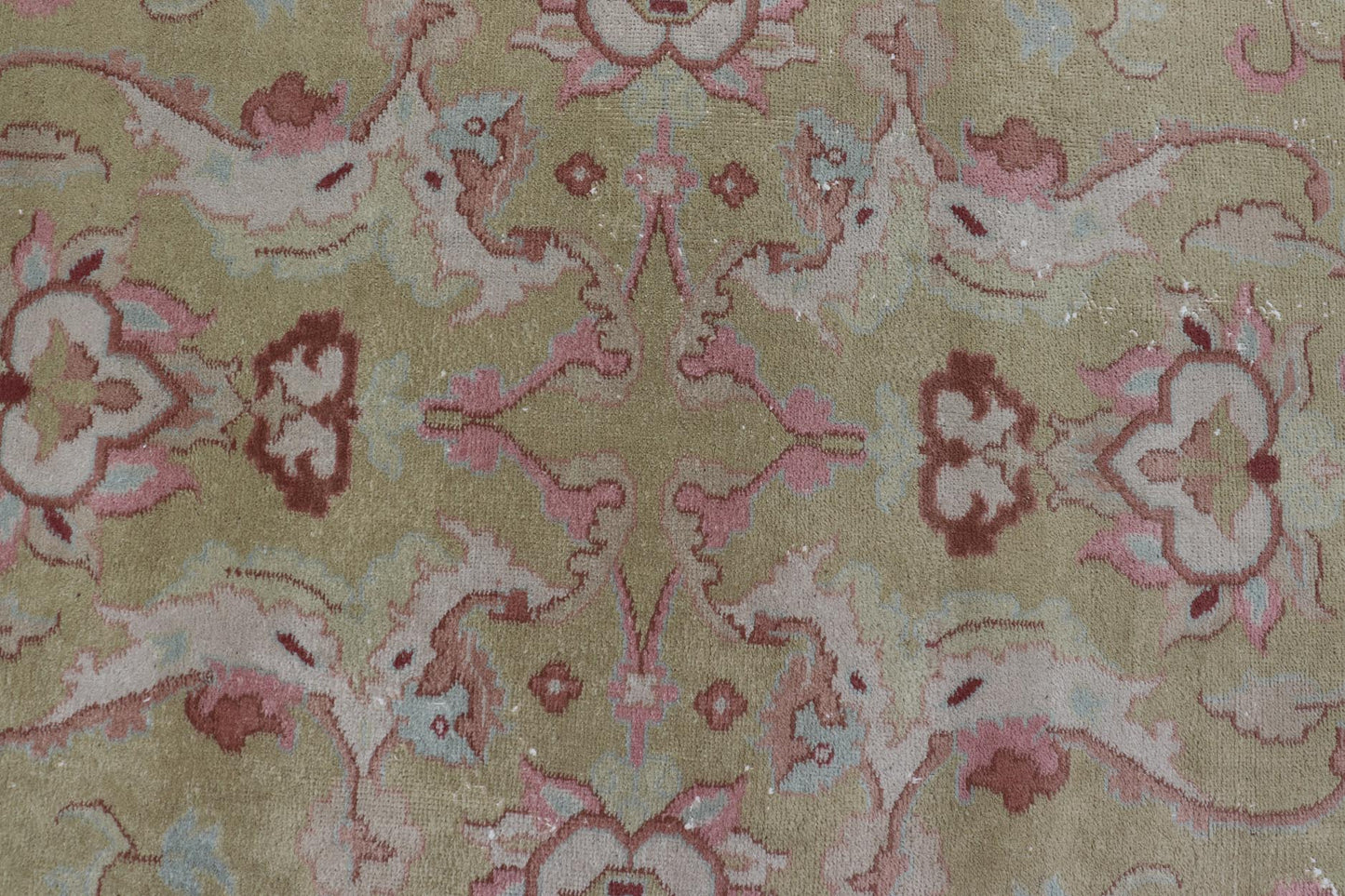 Keivan Woven Arts large Vintage Indian Amritsar rug with Floral in Ivory, Light Yellow Green, Salmon & Pink. Keivan Woven Arts / rug / G - 0304 / Mid - 20th Century / 1940 circa / Antique Amritsar Measures: 11'9 x 14'5. A Classic design in ... - Keivan Woven ArtsG - 0304 - 415Rug