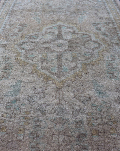 Neutral and Earth Tone Vintage Persian Lilihan Rug With Medallion in Taupe Keivan Woven Arts - Vintage Persian Lilihan rug with center medallion in neutral tones, rug H - 102 - 47, country of origin / type: Iran / Lilihan, circa 1950 This spectacu... - Keivan Woven ArtsH - 102 - 47 - 1793Rug
