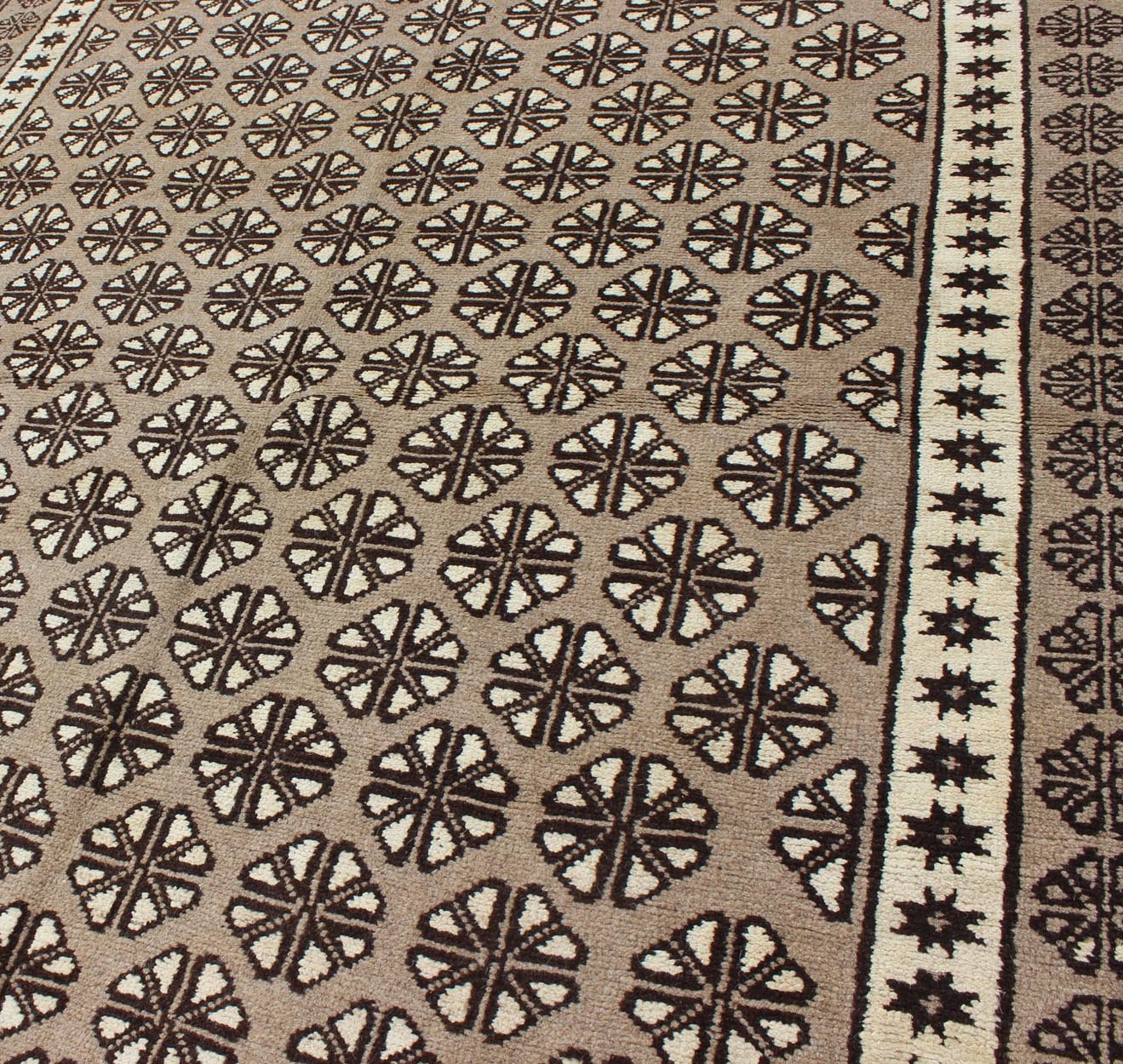 Keivan Woven Arts, H - 1211 - 36, 1950,s Vintage Rug, Hand - knotted vintage Persian rug with all - over geometric modern design in brown and taupe. Measures: 5'4 x 8'3 Vintage Persian Mishan Rug with All - Over Diamond Design in Gray, Brown and Cream... - Keivan Woven ArtsH - 1211 - 36 - 3770Rug