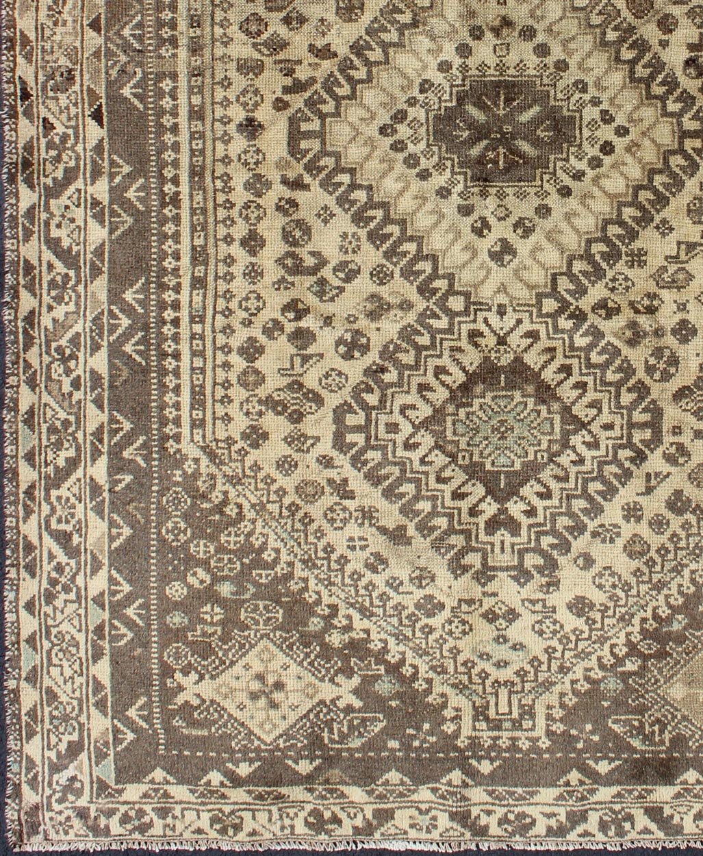 Keivan Woven Arts, H - 1211 - 40, 1950s Semi - Antique Rug Vintage Persian Shiraz with Tribal Design and Neutral Colors This vintage Persian rug features a central medallion design in a neutral color palette with brown outlines. The geometric,... - Keivan Woven ArtsH - 1211 - 40 - 3774Rug