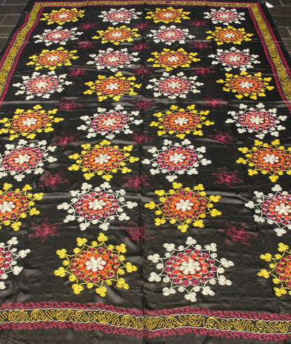 Very Large Vintage Silk Suzani with All - Over Embroidery in Charcoal Background Keivan Woven Arts - vintage Very Large Suzani with all - over embroidery in multi colors , H - 1306 - 2, Suzani vintage embroidery. "Suzani" means needlework and the... - Keivan Woven ArtsH - 1306 - 2 - 12893Rug