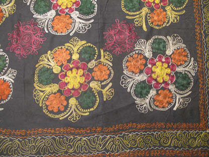 Keivan Woven Arts, H - 1306 - 8 Large Vintage Suzani silk Embroidery Shawl Suzani Vintage Embroidery Measures: 7 x 9'8 "Suzani" means needlework and these embroideries are some of the most characteristic forms of textile art from Central As... - Keivan Woven ArtsH - 1306 - 4 - 4278Rug