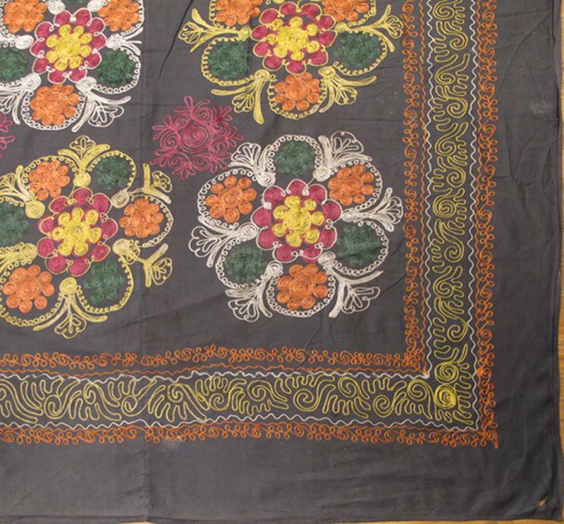 Keivan Woven Arts, H - 1306 - 8 Large Vintage Suzani silk Embroidery Shawl Suzani Vintage Embroidery Measures: 7 x 9'8 "Suzani" means needlework and these embroideries are some of the most characteristic forms of textile art from Central As... - Keivan Woven ArtsH - 1306 - 4 - 4278Rug