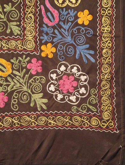 Keivan Woven Arts, H - 1306 - 6, 3'9 x 6'2 Vintage Suzani Embroidery Shawl Suzani Vintage Embroidery "Suzani" means needlework and these embroideries are some of the most characteristic forms of textile art from Central Asia. The mastery o... - Keivan Woven ArtsH - 1306 - 6 - 4284Rug