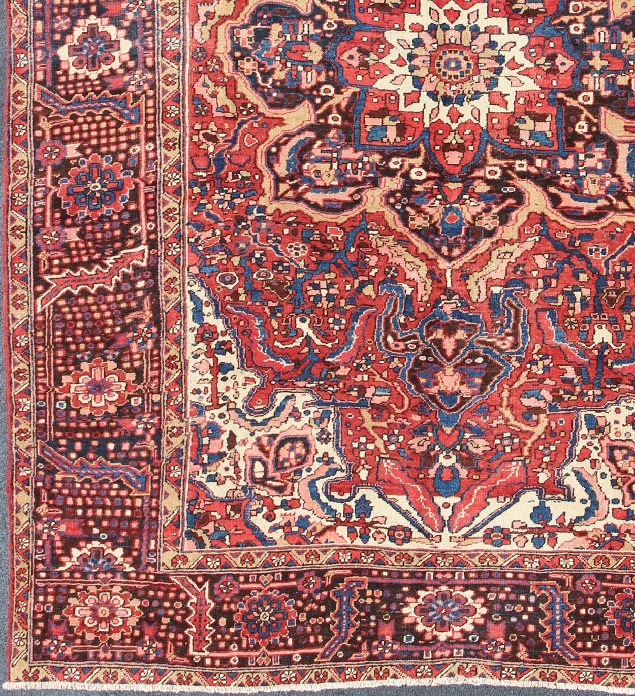 Keivan Woven Arts, H - 610 - 04, 1950's Semi - Antique Heriz Rug with stylized medallion design in red and blue, rug h - 610 - 04, country of origin / type: Iran / Heriz, circa 1950. This magnificent antique Persian Heriz carpet from the mid - 20th century ... - Keivan Woven ArtsH - 610 - 04 - 2159Rug
