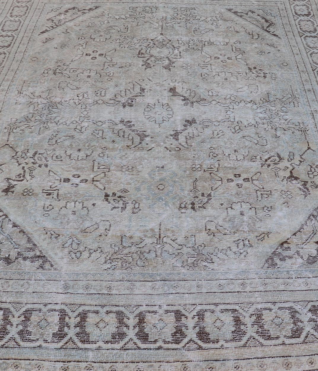 Vintage Persian Mahal Rug with Sub - Geometric Design With Small Medallion Keivan Woven Arts / Country of origin: Iran; Type: Mahal; Design: Diamond Medallion, Floral Medallion; Keivan Woven Arts: Rug H - 701 - 03. Measures: 7'0 x 9'11 This vintag... - Keivan Woven ArtsH - 701 - 03 - 1269Rug