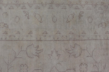 Antique Turkish Oushak Rug with all Over Design in White and Muted Design. Keivan Woven Arts / rug/ H8 - 0603, Country of origin/ Turkey antique. Measures: 9'5 x 12'10 This antique Oushak was beautifully crafted in Turkey during the early part of... - Keivan Woven ArtsH8 - 0603 - 569Rug