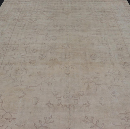 Antique Turkish Oushak Rug with all Over Design in White and Muted Design. Keivan Woven Arts / rug/ H8 - 0603, Country of origin/ Turkey antique. Measures: 9'5 x 12'10 This antique Oushak was beautifully crafted in Turkey during the early part of... - Keivan Woven ArtsH8 - 0603 - 569Rug