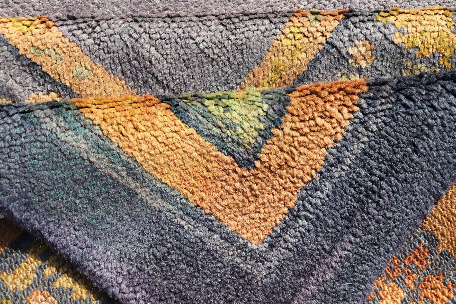 Antique Donegal carpet from Ireland in solid Purple Background and Floral Border in a near square size. Keivan Woven Arts / Rug/ HAS - 3327. Donegal rug, Antique Donegal. Measures: 10'6 x 10'10. Made in Ireland, this beautifully crafted Donegal ca... - Keivan Woven ArtsHAS - 3327 - 4176Rug