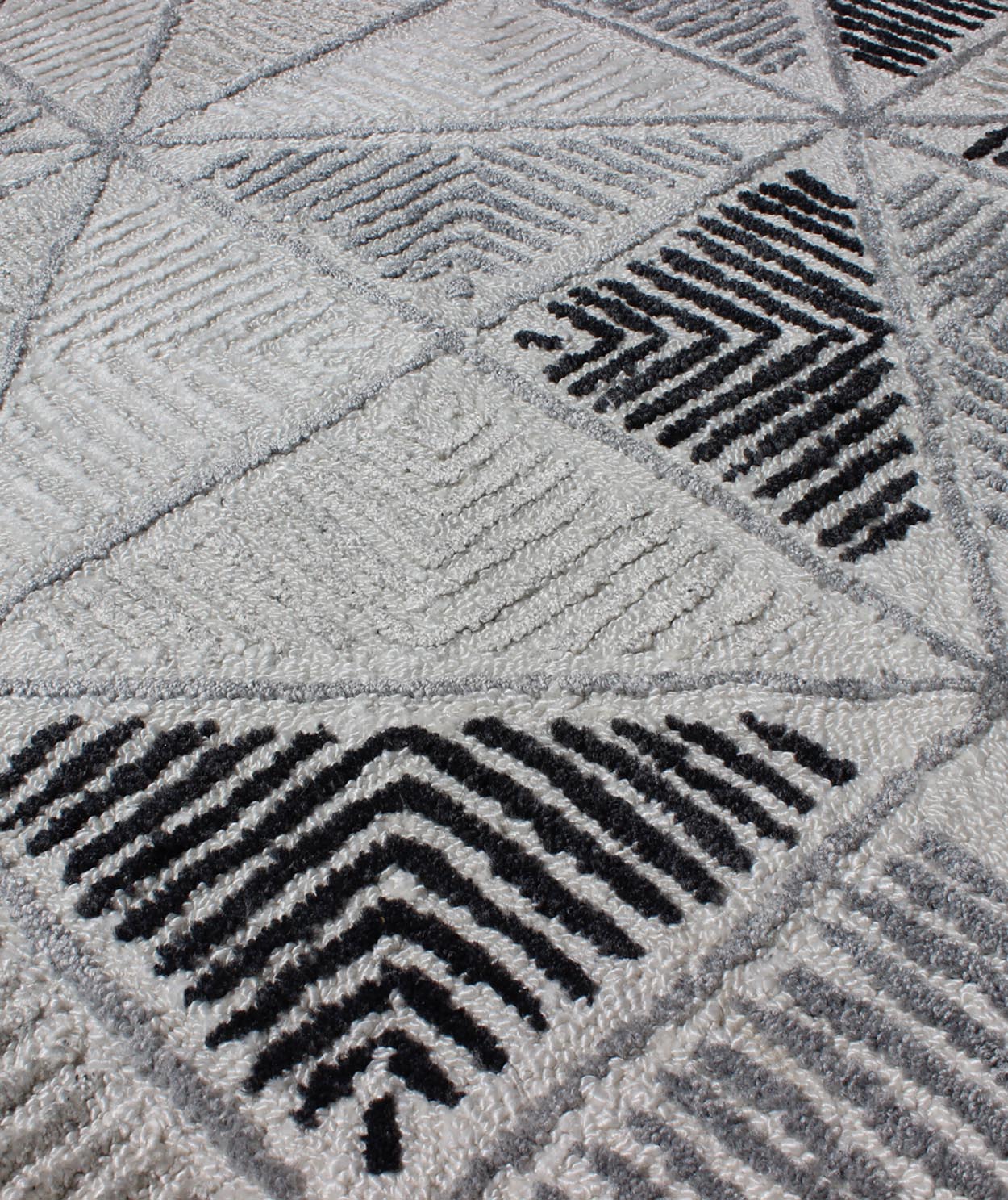 nan - Keivan Woven ArtsIN - APE - 61 - T - 10 - 614C - 9718Rug