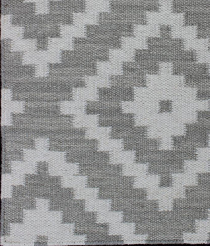 Grey - Keivan Woven ArtsIN - IAG - 103 - 2546 - Grey - 7657Rug