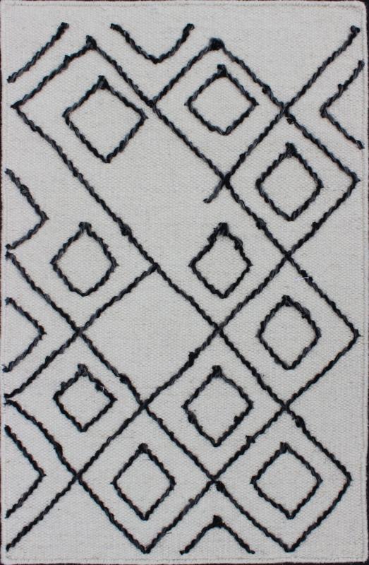 WHITE/BLACK - Keivan Woven ArtsIN - IAG - 107 - 1574 - White - Black - 7665