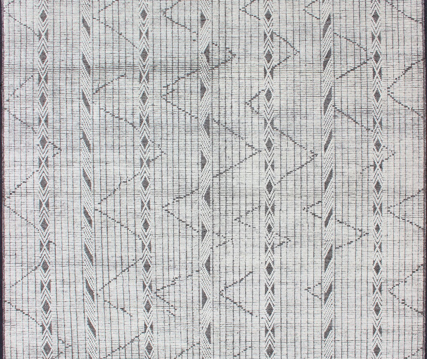 Modern Geometric Gray and Charcoal Indian Hand - Knotted Wool Rug Measures 8'3 x 10'0 Country of Origin: India; Type: Modern, Modern Casual; Design: Geometric, Abstract, Tribal; Keivan Woven Arts: rug IN - ILM - 1466 - CO - 0063; Modern Geome... - Keivan Woven ArtsIN - ILM - 1466 - CO - 0063 - 19 - 13476