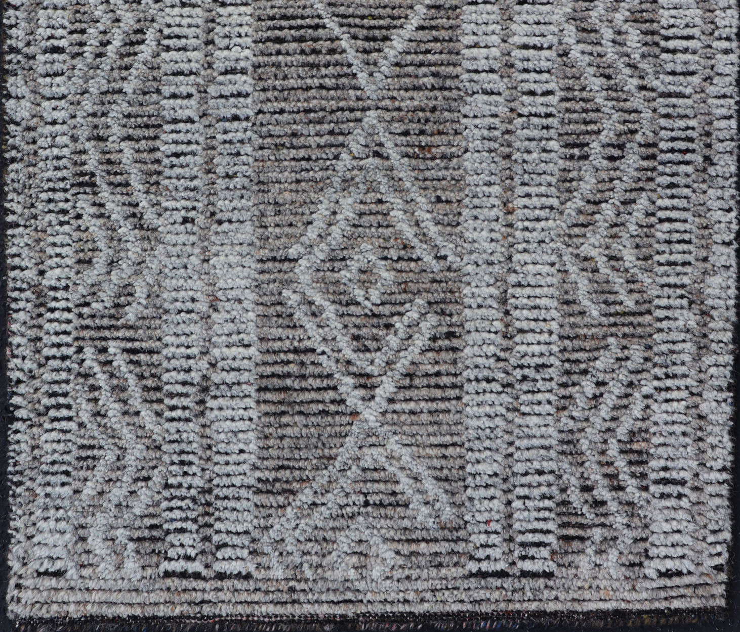 nan - Keivan Woven ArtsIN - ILM - 1504 - CB - 0066 - 19 - 14025Rug